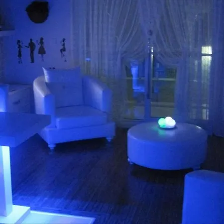 Port Flats Apartment *