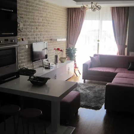 Antalya Port Flats شقة