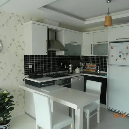 شقة Antalya Port Flats *