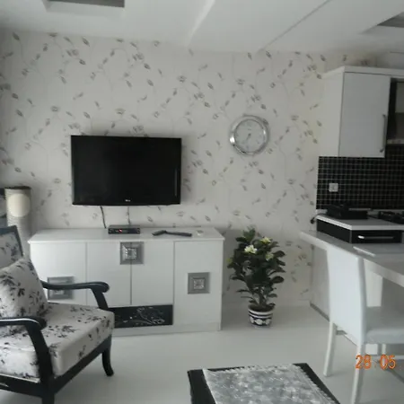 Port Flats 公寓 *